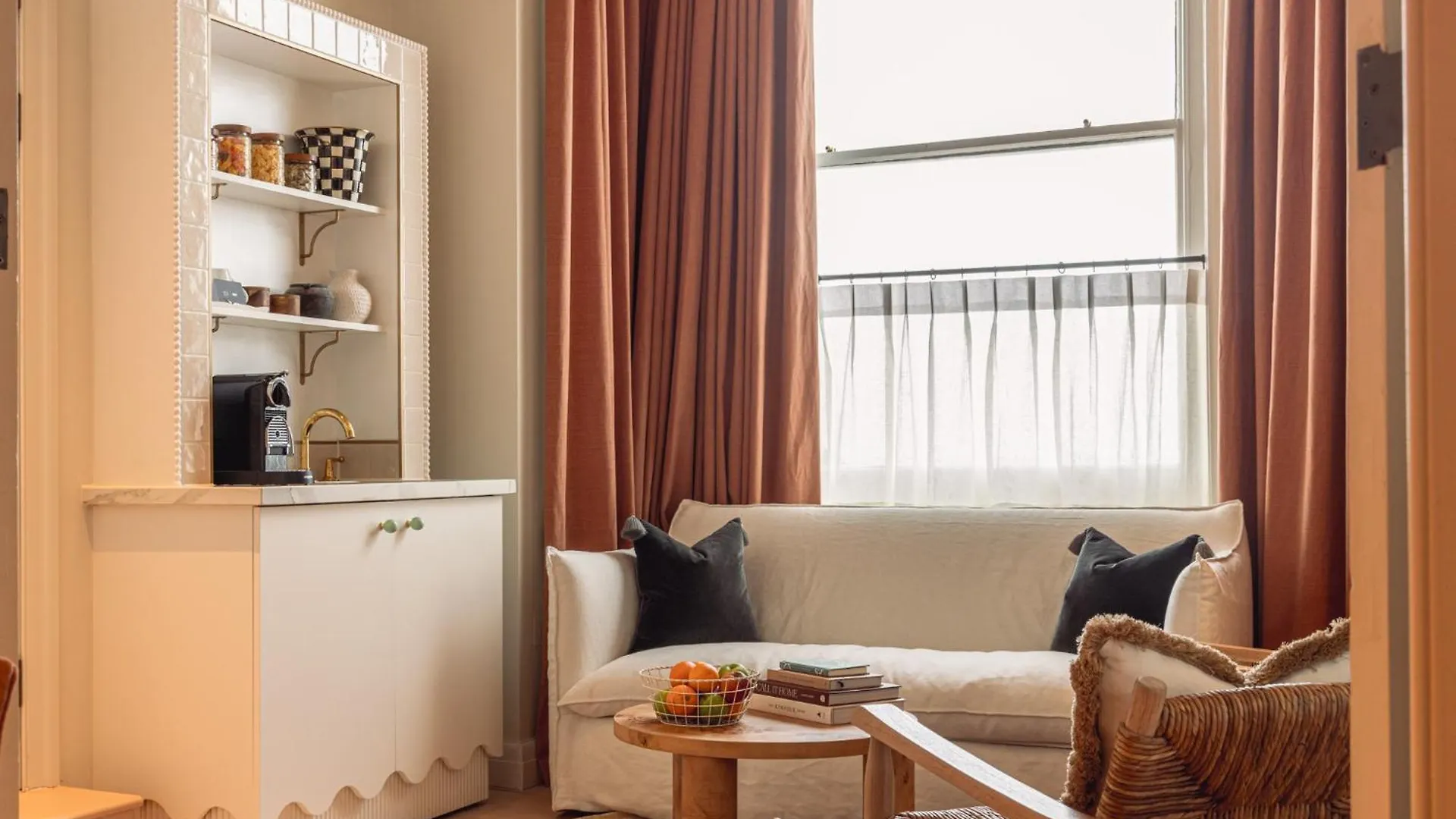 Hotel No.124 By Guesthouse, Brighton